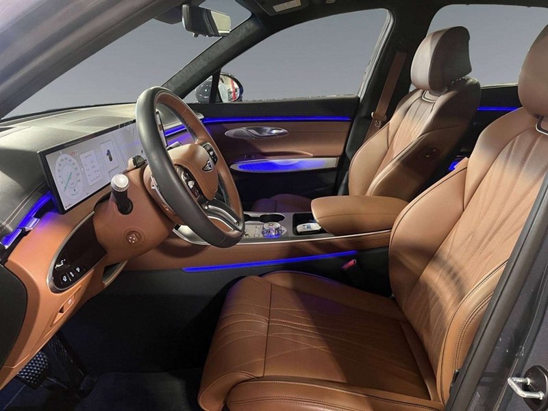 2026 Genesis GV70 2.5T Prestige