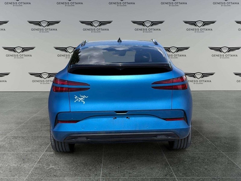 2023 Genesis GV60 Performance w/Navy Interior