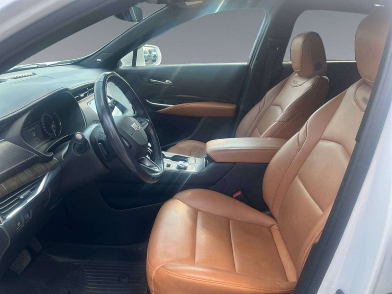 2021 Cadillac XT4 Premium Luxury