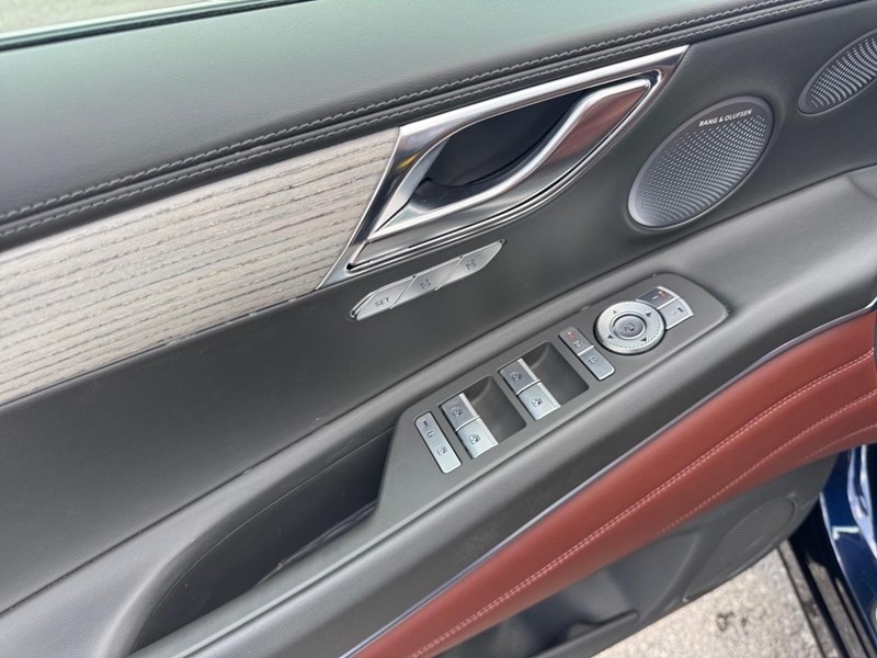 2025 Genesis GV80 3.5T Advanced w/Tech Pkg 7P