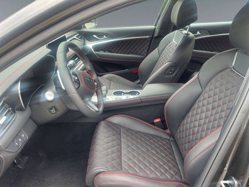2026 Genesis G70 3.3T Sport