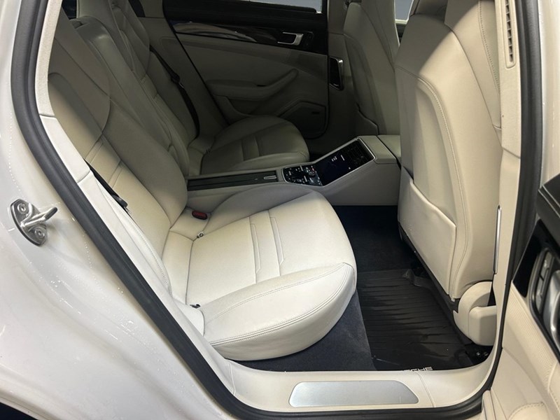 2018 Porsche Panamera 4S