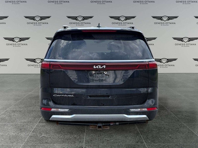 2022 Kia Carnival SX