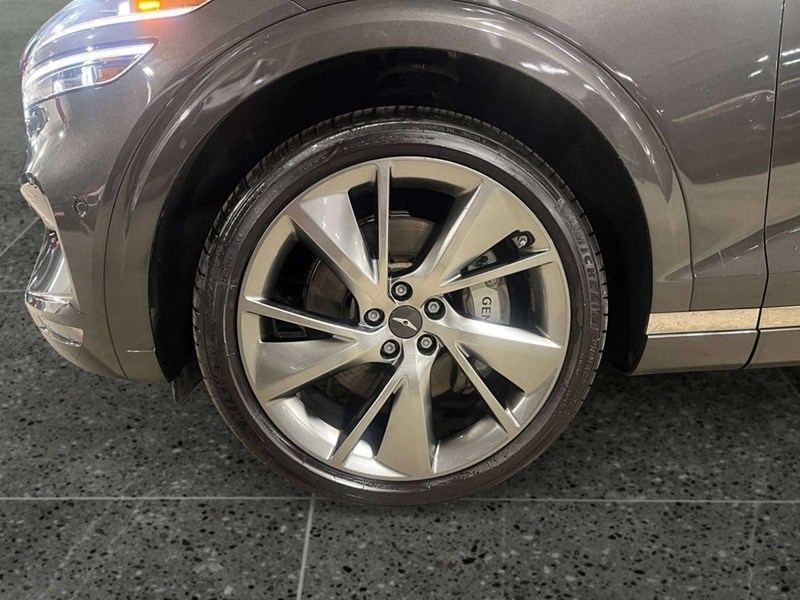 2025 Genesis GV70 2.5T Prestige