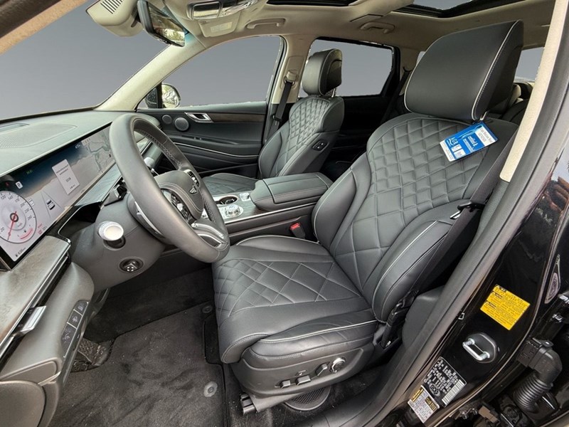 2025 Genesis GV80 3.5T Advanced w/Tech Pkg 7P