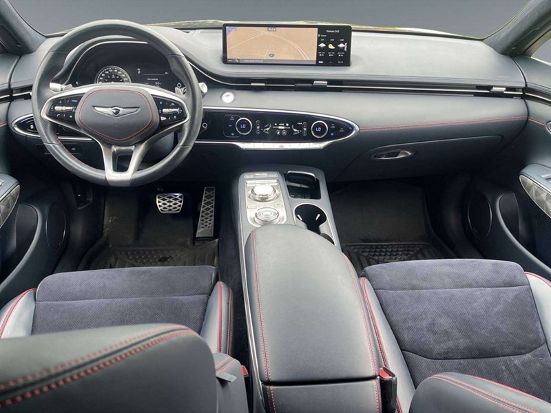 2022 Genesis GV70 2.5T Prestige