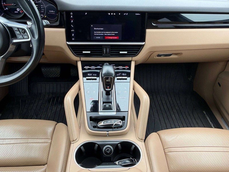 2020 Porsche Cayenne Base