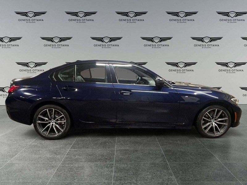 2019 BMW 330 i xDrive