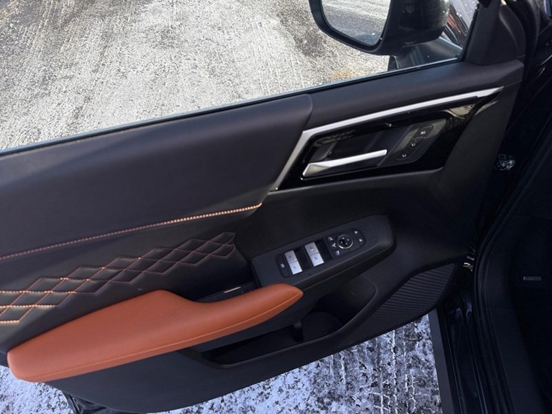 2024 Mitsubishi Outlander GT