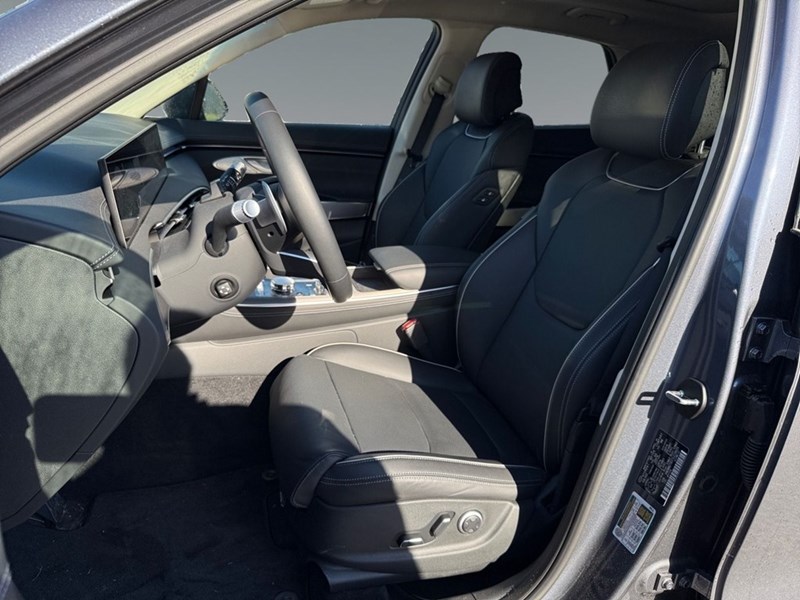 2026 Genesis GV70 2.5T Advanced Technology Package