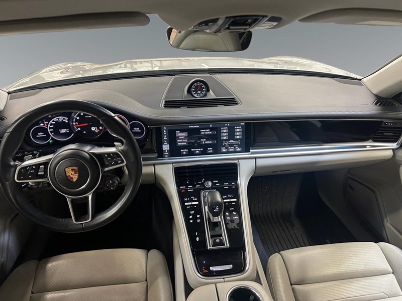 2018 Porsche Panamera 4S