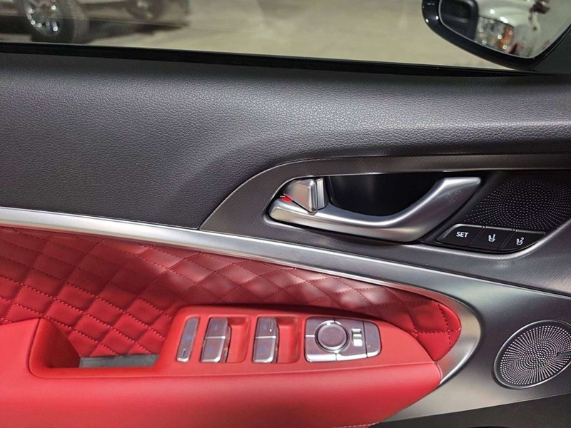 2026 Genesis G70 3.3T Sport