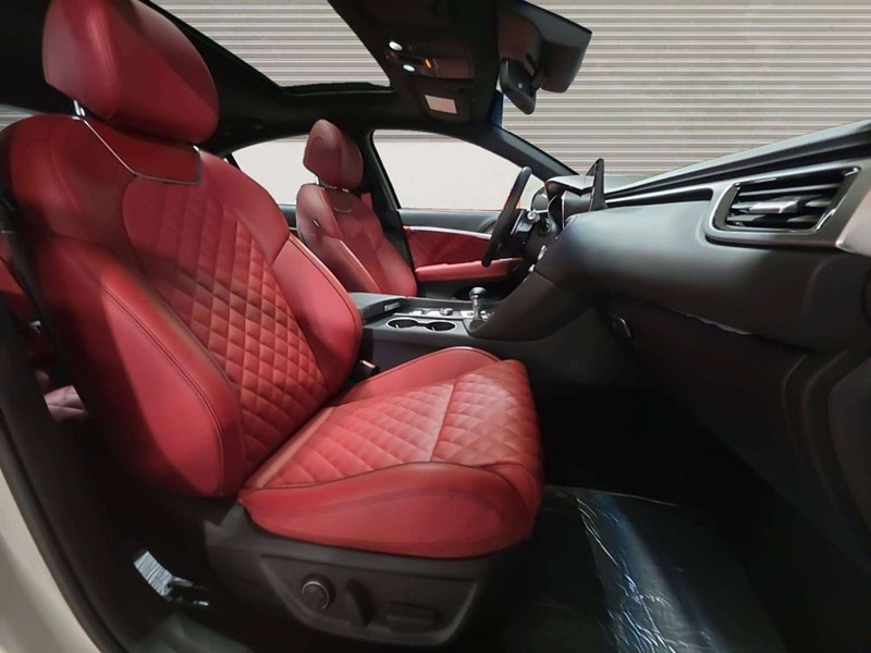 2026 Genesis G70 3.3T Sport