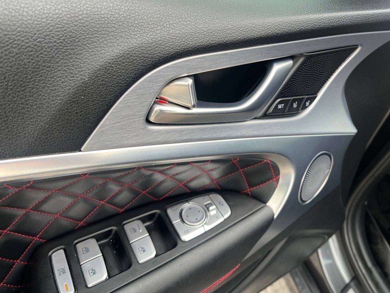 2019 Genesis G70 3.3T Sport