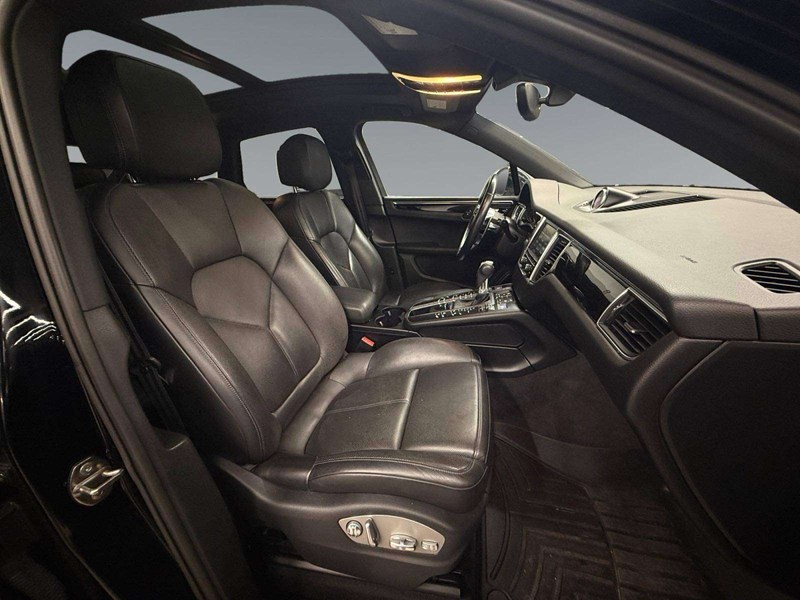 2016 Porsche Macan S