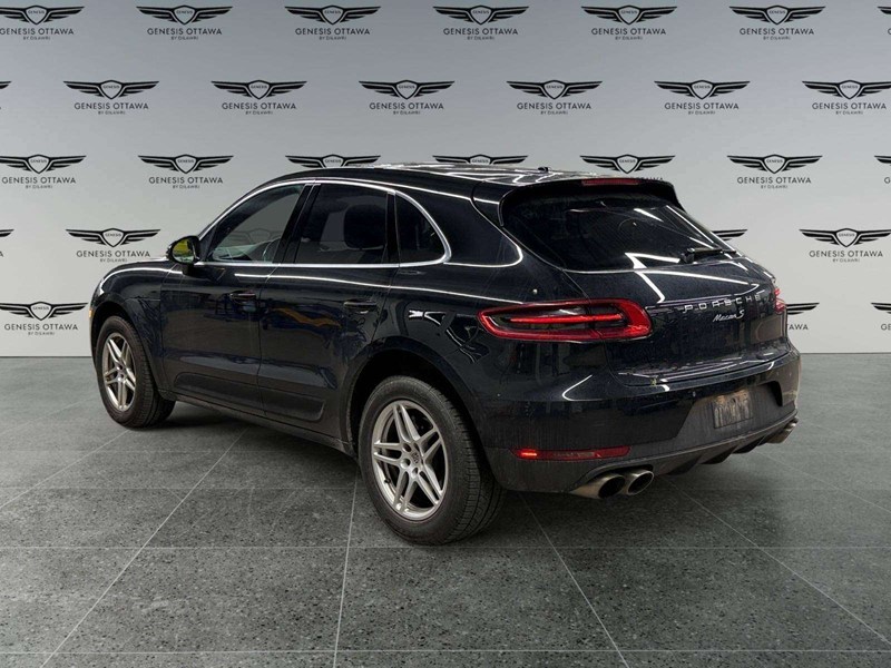 2016 Porsche Macan S
