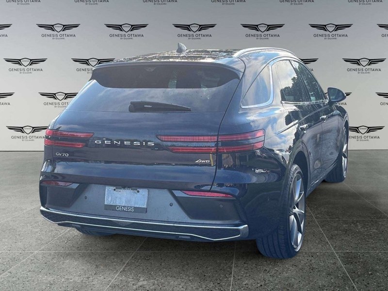 2026 Genesis GV70 2.5T Prestige