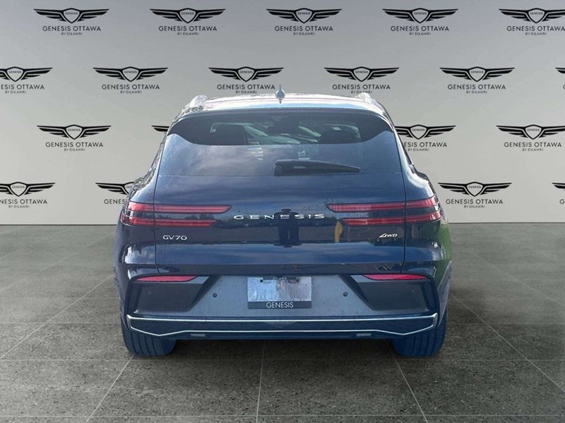 2026 Genesis GV70 2.5T Prestige