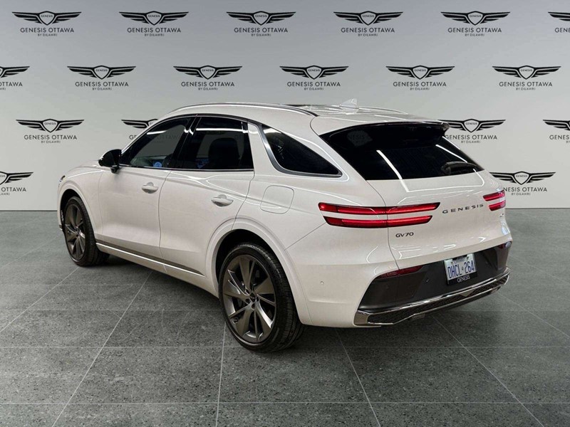 2026 Genesis GV70 2.5T Prestige