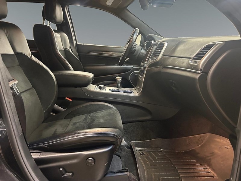 2015 Jeep Grand Cherokee SRT