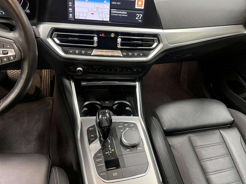 2019 BMW 330 i xDrive