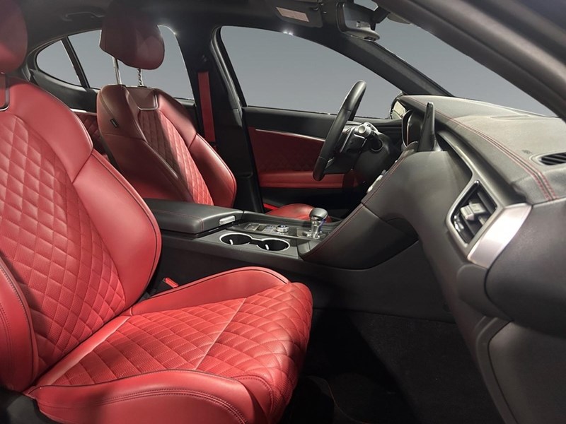 2026 Genesis G70 3.3T Sport