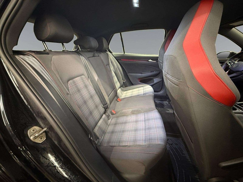 2023 Volkswagen Golf GTI Autobahn (DSG)