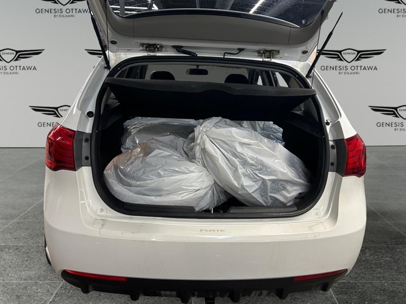 2012 Kia Forte5 2.0L EX (A6)