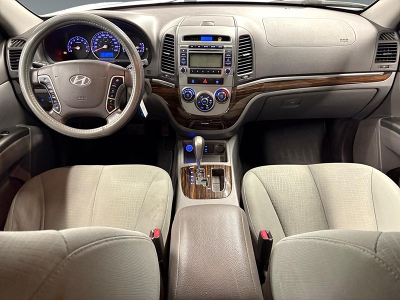 2010 Hyundai Santa Fe GL 2.4 (M6)