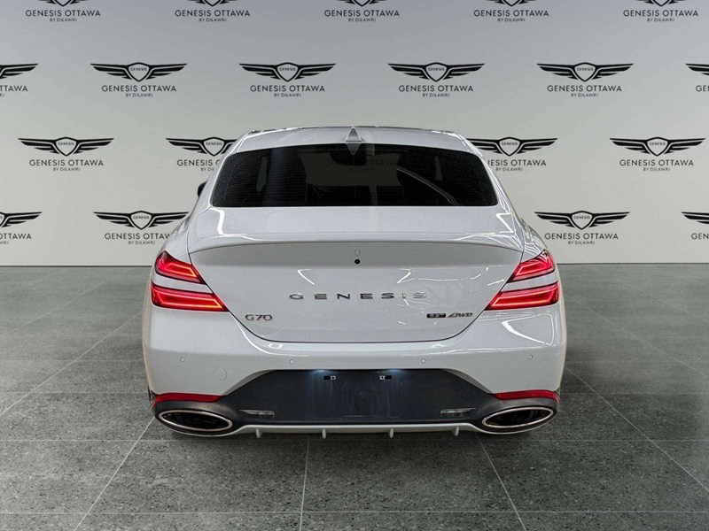 2022 Genesis G70 3.3T Sport