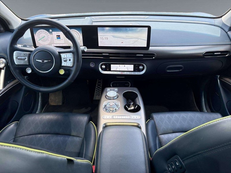2023 Genesis GV60 Performance w/Navy Interior