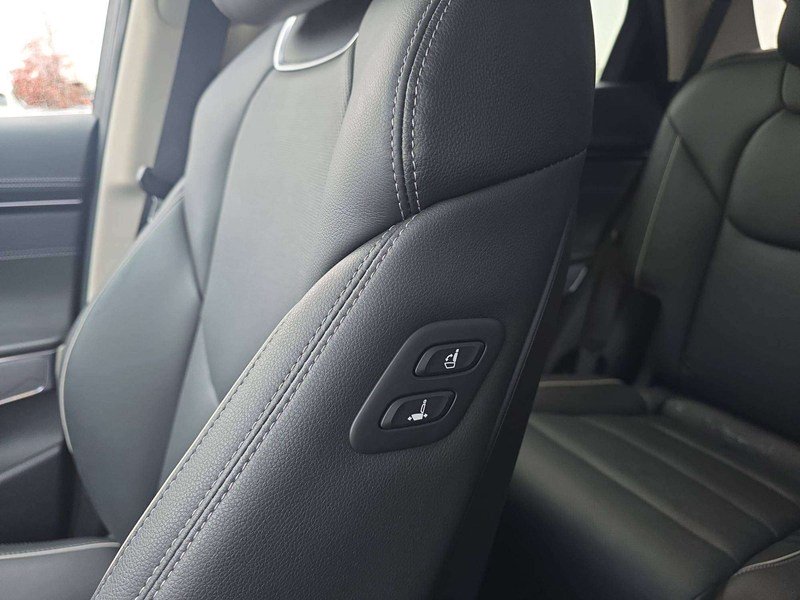 2023 Genesis GV70 2.5T Advanced