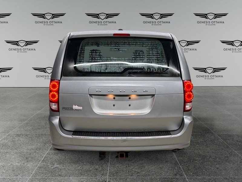 2016 Dodge Grand Caravan SE/SXT