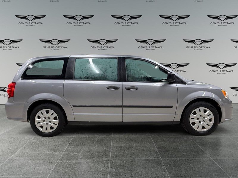 2016 Dodge Grand Caravan SE/SXT