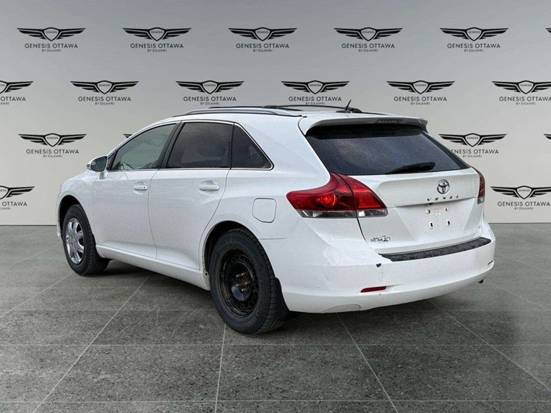 2016 Toyota Venza Base