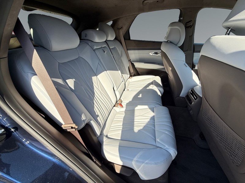 2026 Genesis GV70 2.5T Advanced Technology Package