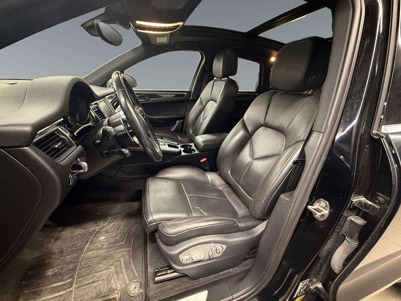 2016 Porsche Macan S