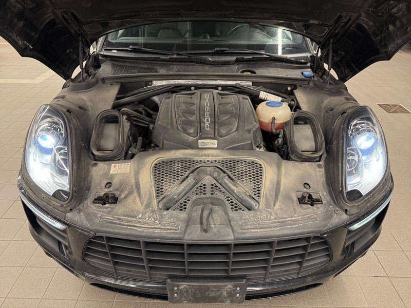 2016 Porsche Macan S