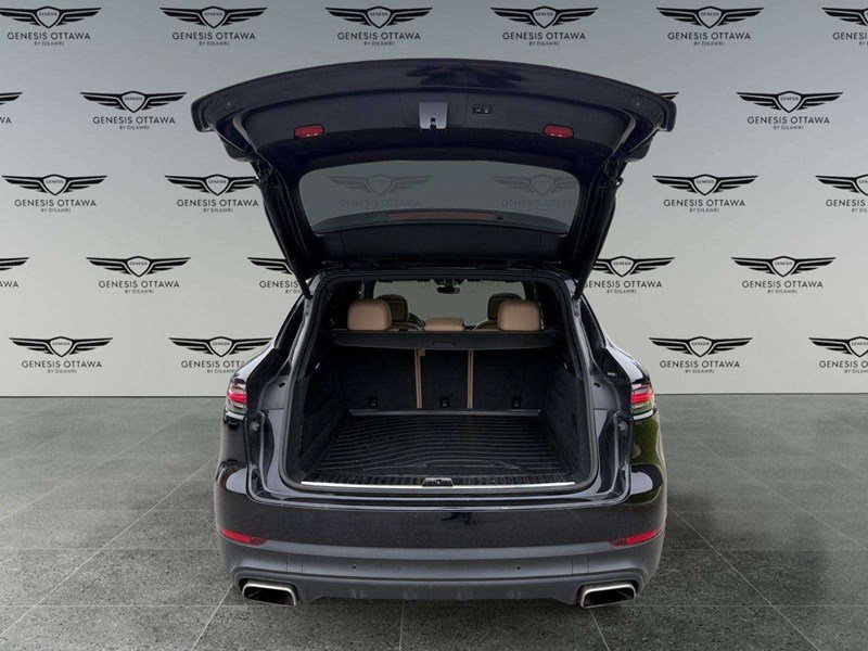 2020 Porsche Cayenne Base