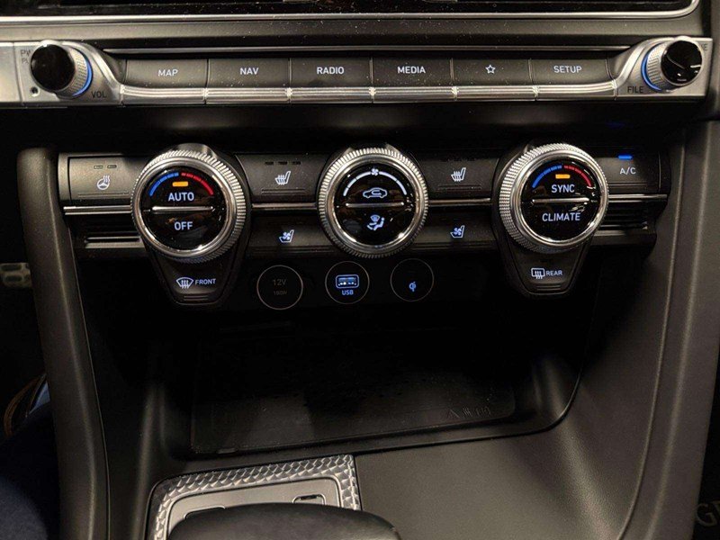 2022 Genesis G70 3.3T Sport