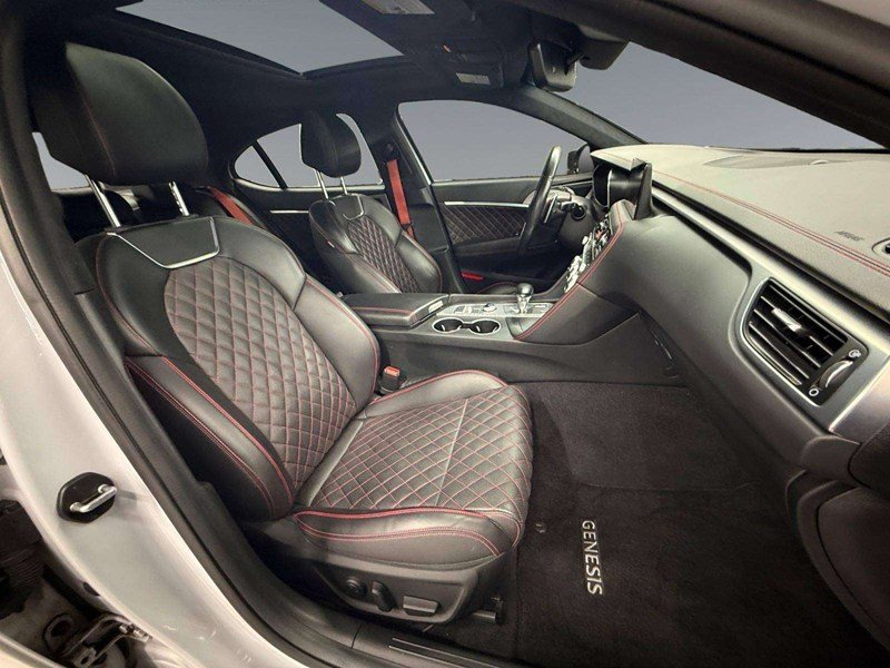 2022 Genesis G70 3.3T Sport