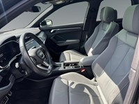 2020 Audi Q3 Technik 45 TFSI quattro