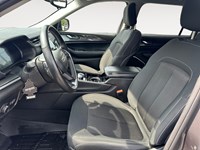 2022 Jeep Grand Cherokee L Laredo 4x4