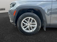 2022 Jeep Grand Cherokee L Laredo 4x4
