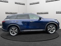 2022 INFINITI QX60 LUXE AWD
