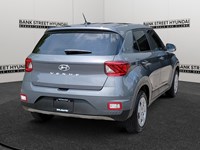 2024 Hyundai Venue Essential IVT