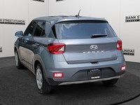 2024 Hyundai Venue Essential IVT