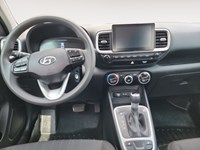 2024 Hyundai Venue Essential IVT