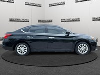 2017 Nissan Sentra 4dr Sdn CVT SV