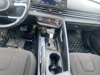 2022 Hyundai Elantra Preferred IVT w/Sun & Tech Package